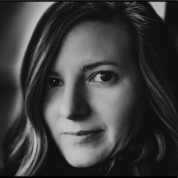 Meet your Posher, Cortney - Picture 1 of 1